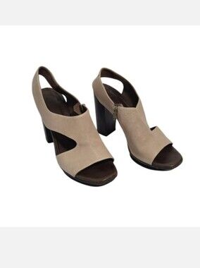COCLICO Peep Toe Heels in Tan